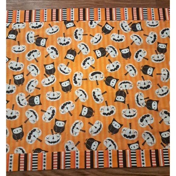 Halloween Table Runner Jack O Lanterns Owls Tribal Print Orange Black 42x13.5 - Picture 2 of 3